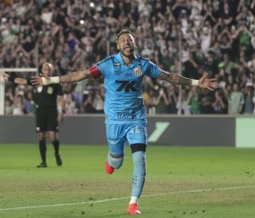 九游助手-ESPN：内马尔缺席巴西对阵埃及的热身赛，6月12日做核磁共振复查